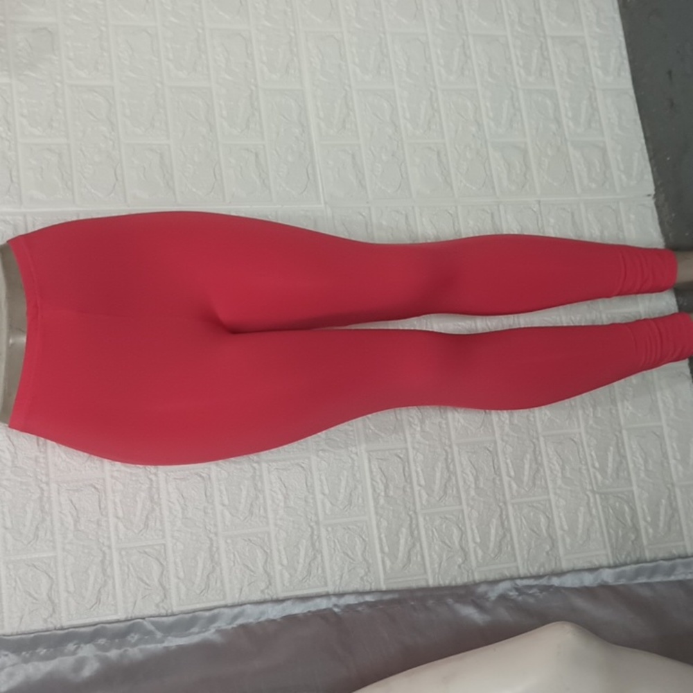 NWOT Ladys world  leggings